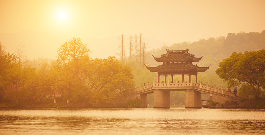 Hangzhou Emerges as China’s AI Hotbed Amid State Oversight